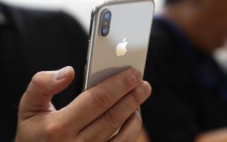 Le PDG d'Apple s'exprime à la demande pour l'iPhone X.
