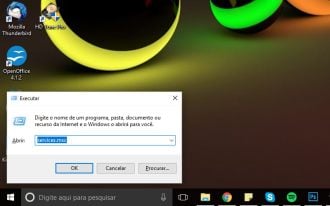 How to clear the print queue and resume printing normally in Windows 10