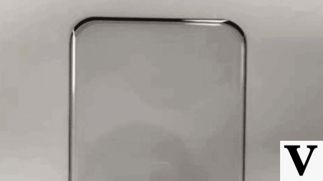Film image leaks on the network and shows what the Xiaomi Mi 11 screen will look like