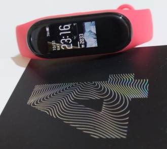 Mi Band 4: How to install new counters?