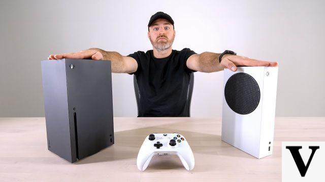 Xbox Series X and Xbox Series S are shown live in unboxing