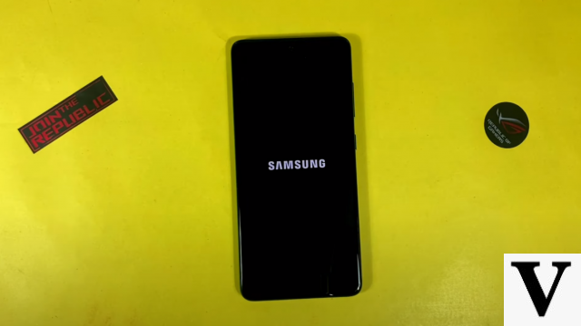 Le Galaxy A72 fuit dans la vidéo de déballage juste avant son lancement