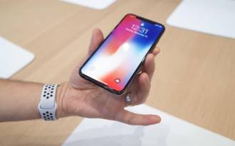 iPhone X sold less than iPhone 8 and iPhone 8 Plus combined, survey finds