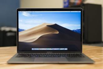 MacBook Air or iPad Pro: Which is better for working and surfing the internet?