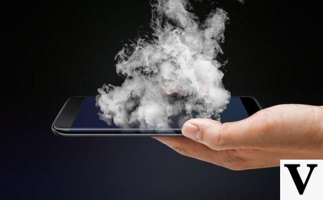 How to prevent cell phone overheating
