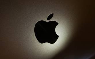 Apple sued over iPhone design