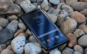 Samsung reveals new version of Galaxy S8
