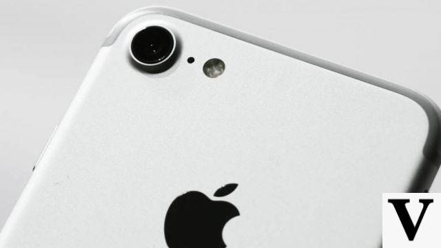 FBI Criticizes Apple for Not Helping Unlock Shooter's iPhone