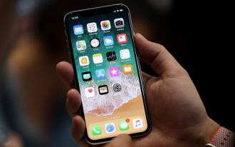 iPhone X Distribution Could Delay, Analyst Says
