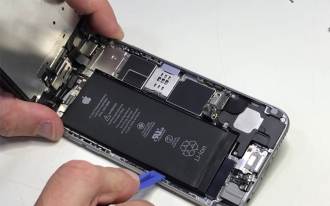 Apple commence à être poursuivi pour avoir ralenti les iPhones en raison de la durée de vie de la batterie
